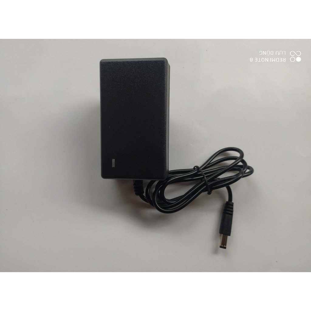 Sạc 12v 2a chuyên dụng cho xe điện trẻ em có đèn báo tự ngắt điện khi đầy bình