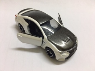 Combo 5 xe mô hình Tomica ( giao mẫu ngẫu nhiên)