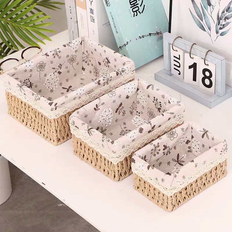 Giỏ mây lót vải vintage hình chữ nhật vintage, giỏ đi picnic, để bàn decor góc làm việc