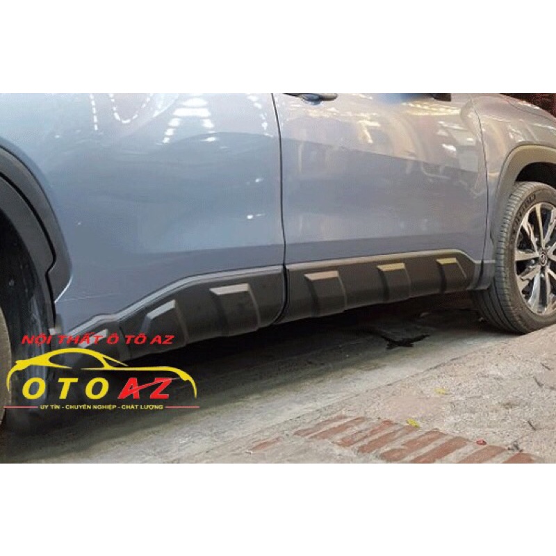 Bộ ốp, nẹp sườn Toyota Corolla Cross.