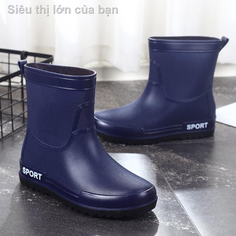 Siêu thị lớn của bạnGiày đi mưa nam thời trang ống ngắn nhà bếp ngoài trời chống trơn trượt giày đi mưa nam đế bằng cott