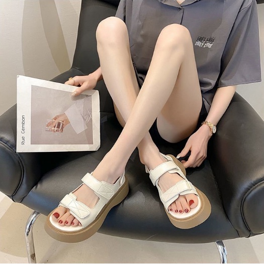Form To Sandal Bánh Mì Đế 5cm 2 Quai Dính Tiện Lợi G050