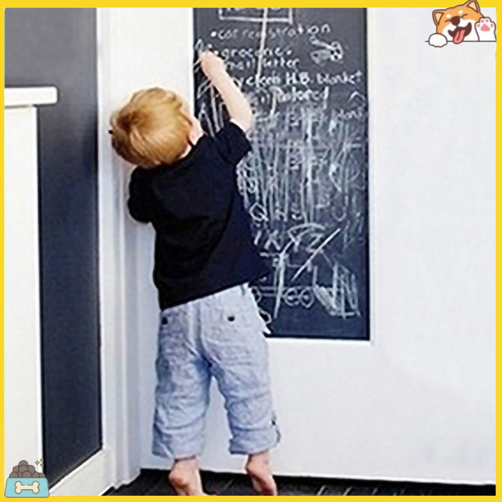 Bảng đen dán tường kèm 5 viên phấn cho trẻ + 5 viên phấn