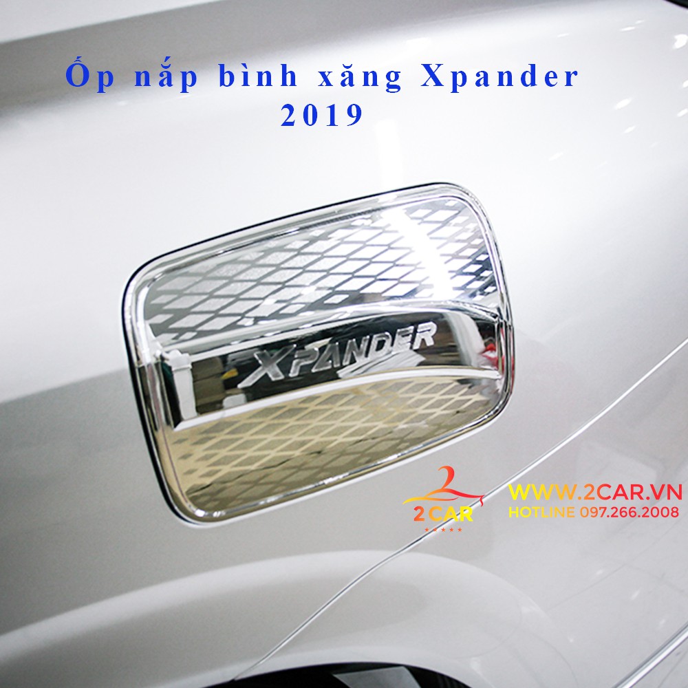 Ốp nắp bình xăng xe Mitsubishi Xpander 2018- 2021 mạ crom cao cấp