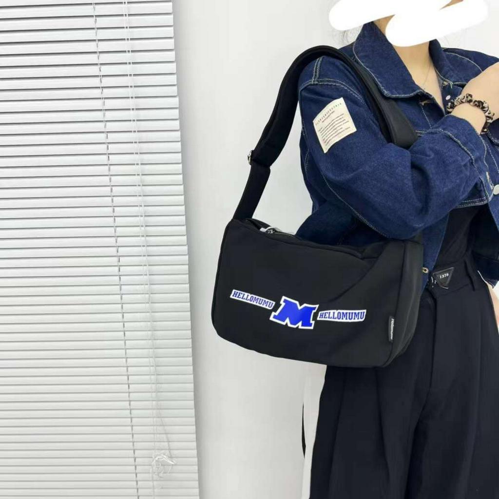 Túi đeo chéo nữ vải dù màu đen trơn thời trang basic hàn quốc học sinh sinh viên đi học đi chơi C9342