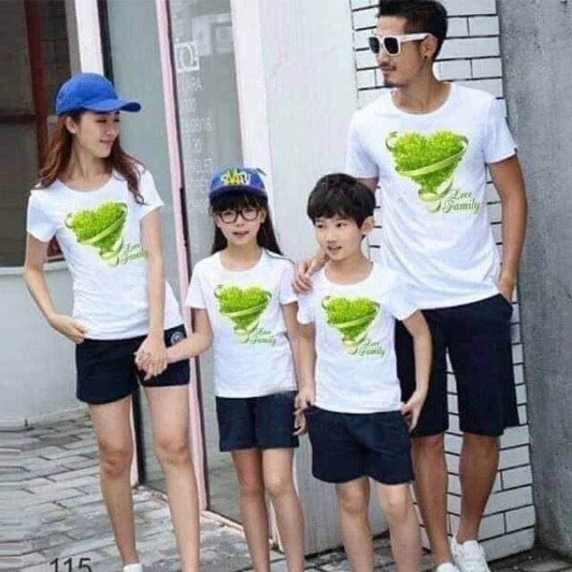 Áo thun gia đình tim lá cây