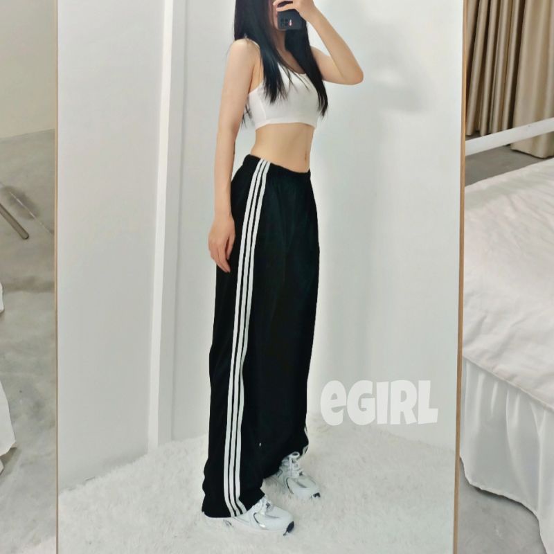 Quần thể thao nữ 3 sọc full 8 màu mặc hè - thu | BigBuy360 - bigbuy360.vn