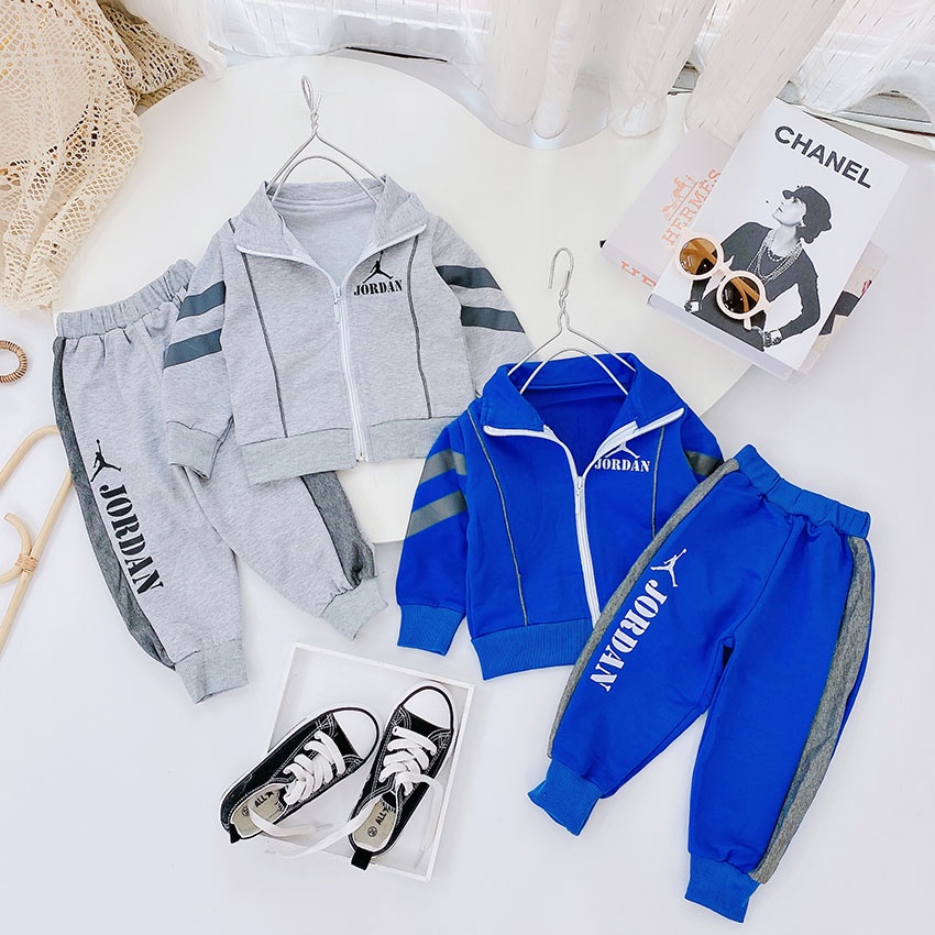 Bộ Quần Áo Dài Tay Thu Đông Dáng Thể Thao Vải Nỉ Da Cá In Hình Jordans Cho Bé Từ 8-18kg Mã DC05