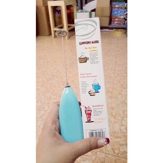 Máy Cầm Tay Mini Đánh Trứng Tạo Bọt Cà Phê Khuấy Cực Mạnh - Màu Ngẫu Nhiên