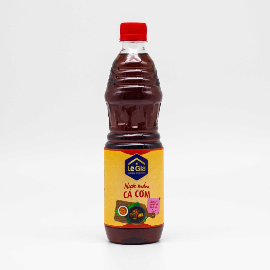 Nước mắm cá cơm Lê Gia chai 650ml - kho nấu đậm đà