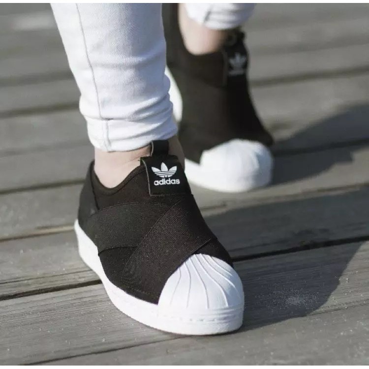GIẦY SLIPON ADIDAS