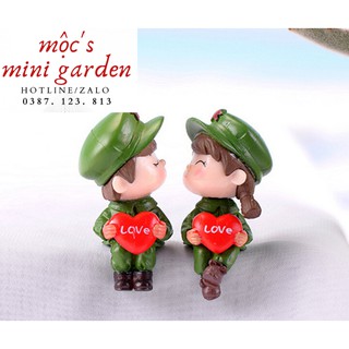 Tiểu cảnh mini_Cặp đôi lính ôm tim_CD825