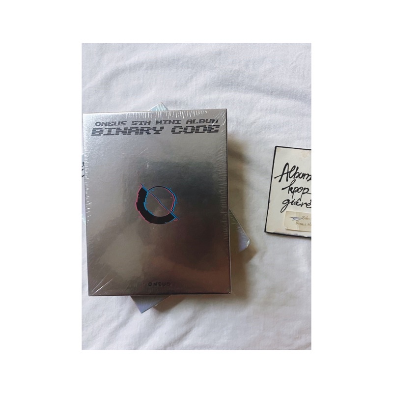 Oneus 5th mini album Binary Code NGUYÊN SEAL, được chọn ver.