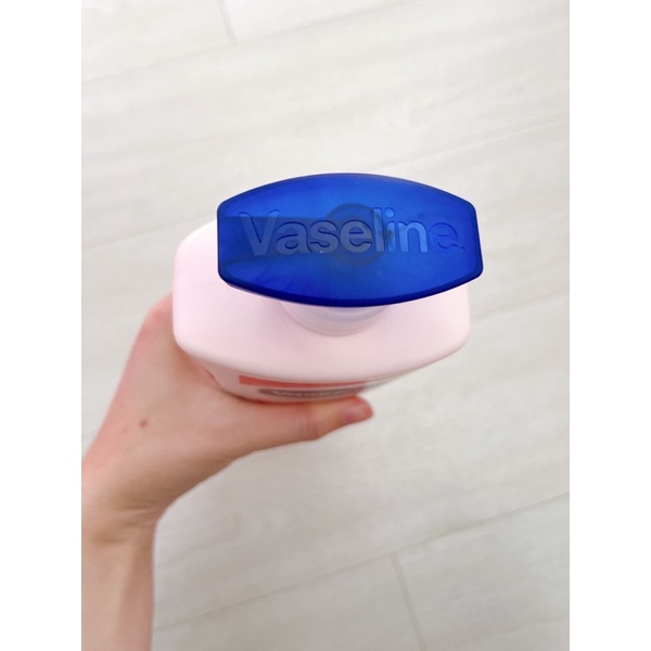 VASELINE BODY LOTION - GIẢI PHÁP DƯỠNG ẨM LÀM DA SÁNG MỊN MỖI NGÀY (725ml) | BigBuy360 - bigbuy360.vn