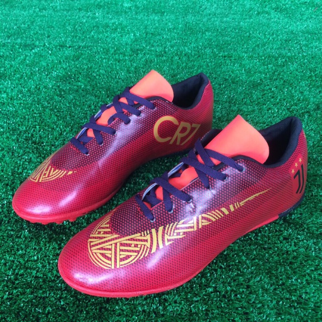 GIÀY ĐÁ BANH CỔ THẤP CR7 + FULLBOX