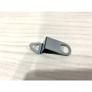 Móc treo máy đồng hồ treo tường