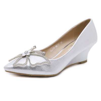 Giày đế xuồng nơ có 2 loại cao 5cm và 8cm 031019