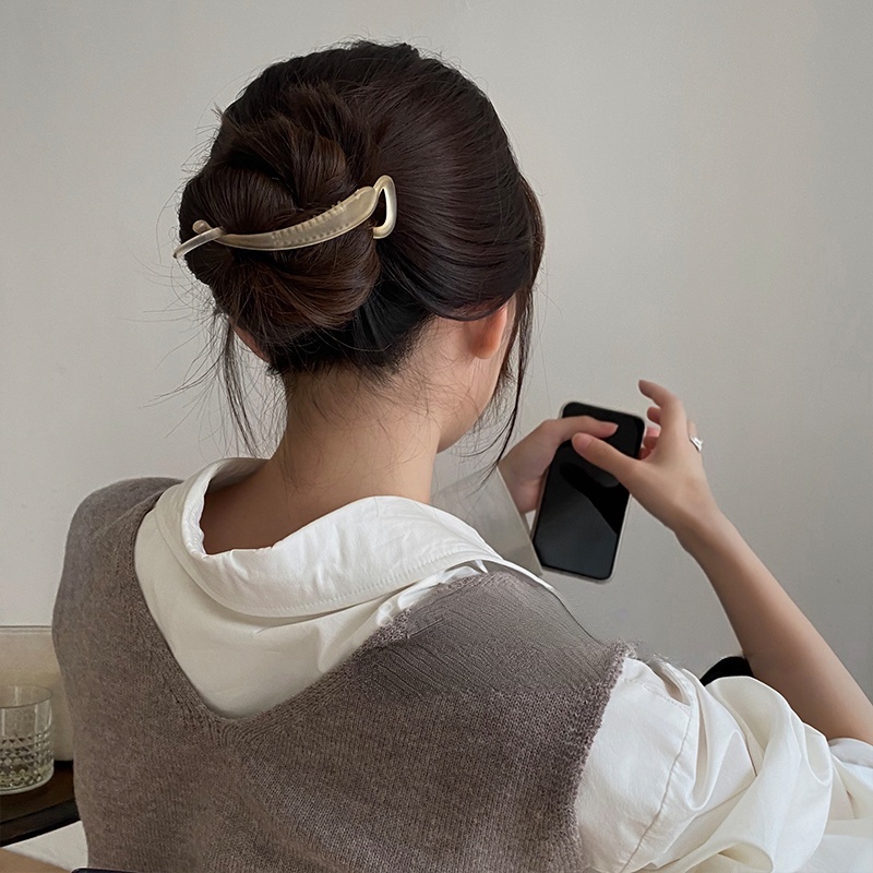 Kẹp tóc nhựa thiết kế đơn giản thịnh hành cho nữ OUYOU