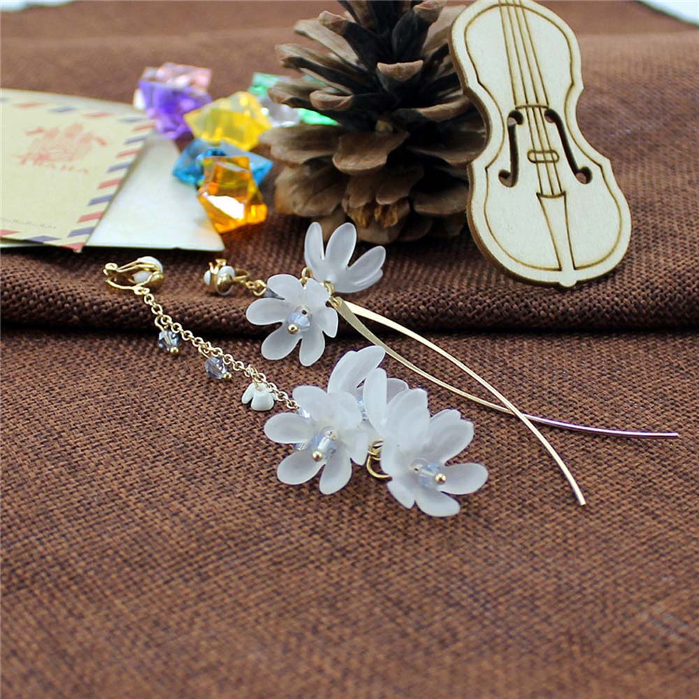 Khuyên Tai Trang Dáng Dài Tạo Hình Độc Đáo Dành Cho Nữ