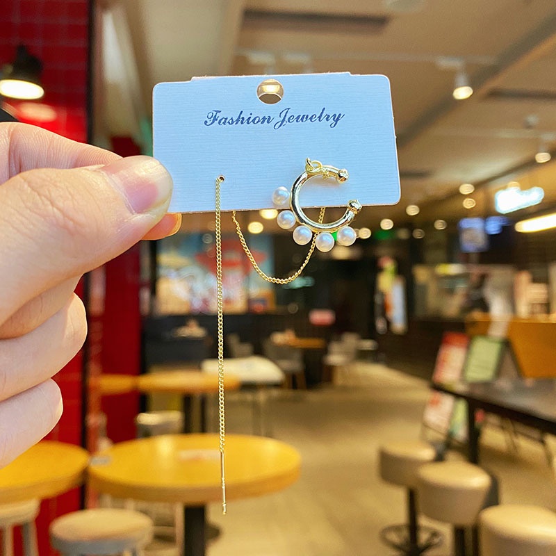 Đôi bông tai dáng dài đính ngọc trai nhân tạo sang trọng cho nữ