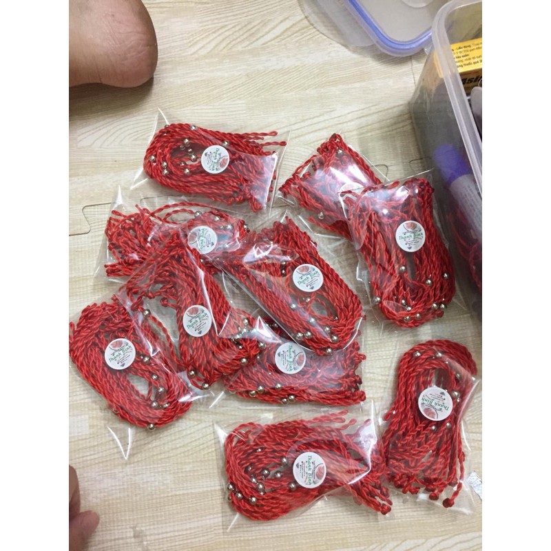 Sỉ 100 vòng chỉ đỏ may mắn loại 1