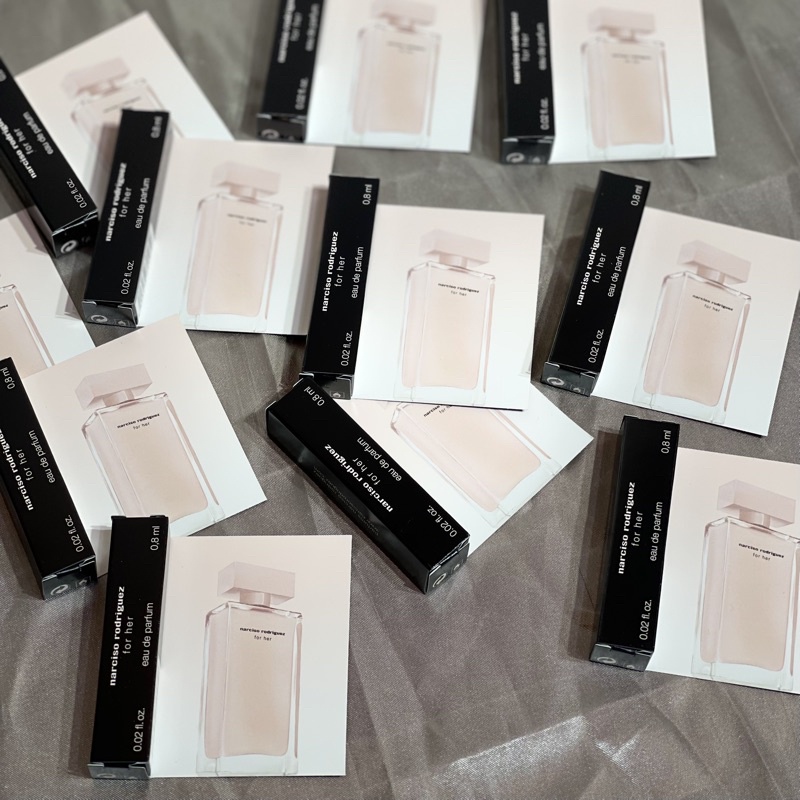 Vial Nước Hoa Nữ Narciso For Her EDP 0.8ml