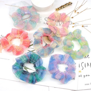 Buộc tóc srunchies nhiều kiểu