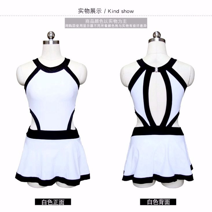 Bộ bikini liền váy trắng viền đen cho cả bé và mẹ | BigBuy360 - bigbuy360.vn