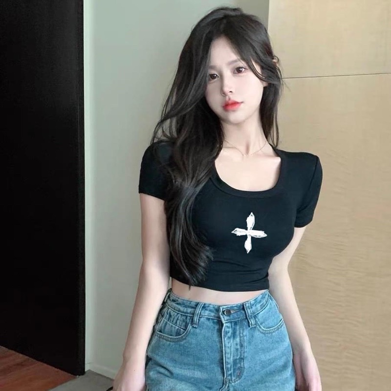 Áo croptop thun Borip in chữ