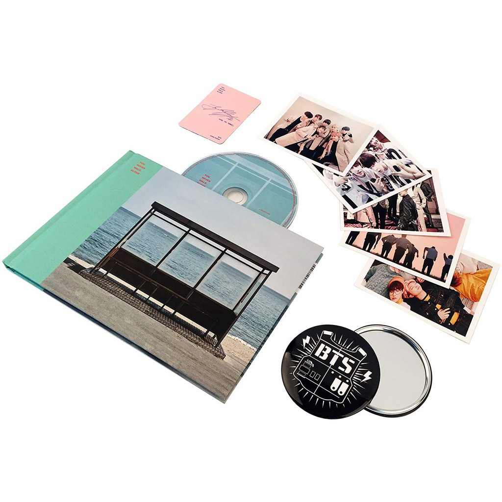 Album ảnh BTS You Never Walk Alone (Được Chọn Ver.) < Bangtan Paradise >