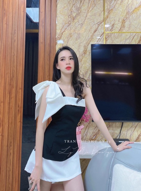 Set áo nơ xẻ tà + váy