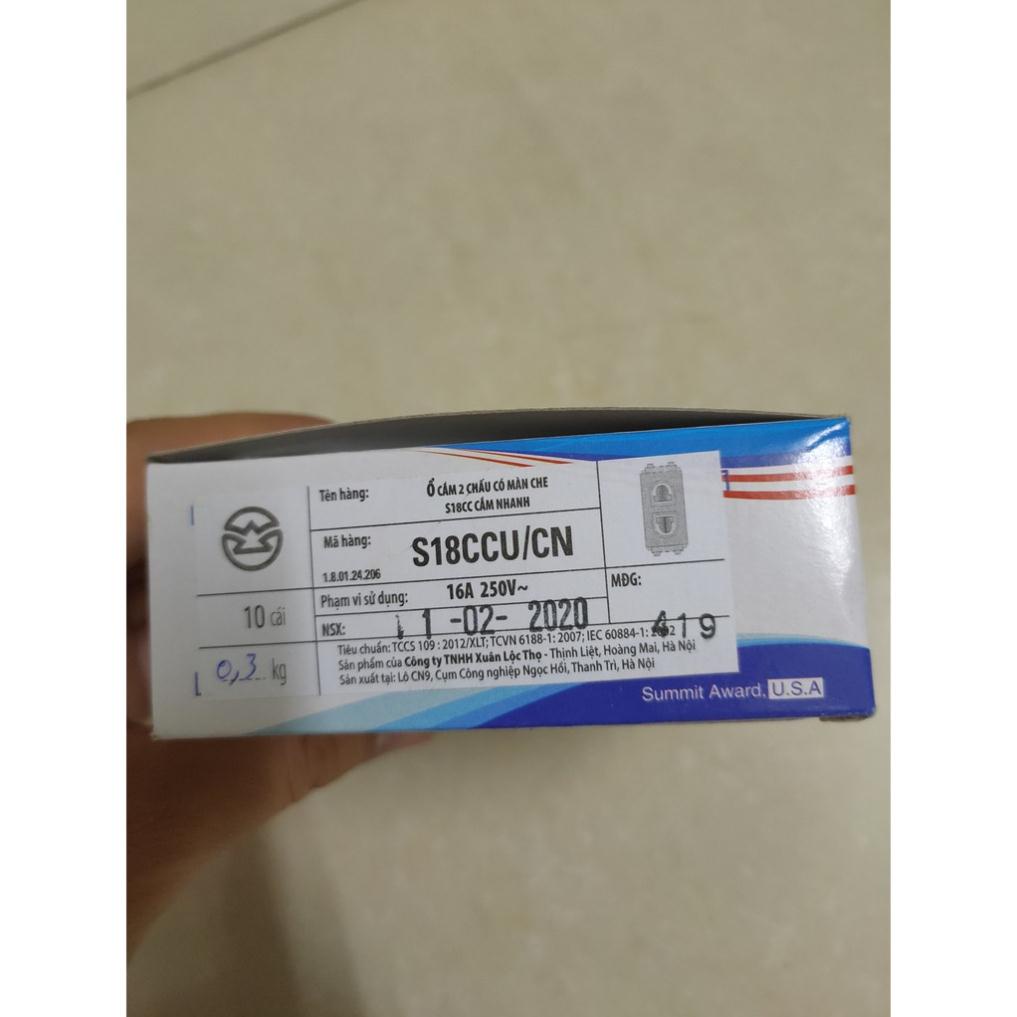 Ổ cắm 2 chấu có màng che 16A SINO S18CCU dùng chung cho Sê ri S98CC , S18CC , S18CCS , S18H