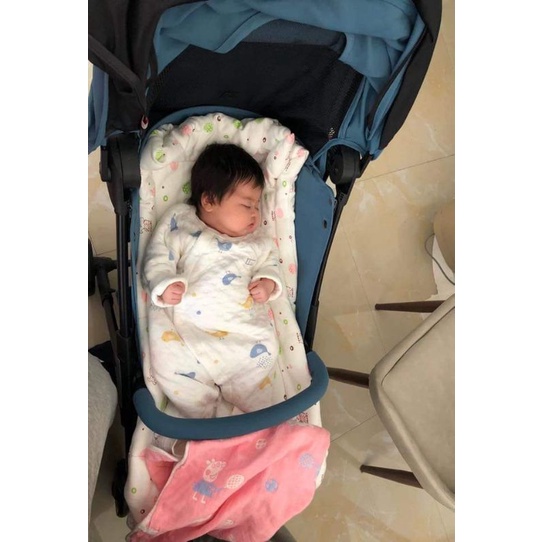 Xe đẩy Vinng gấp gọn mới trên 90%