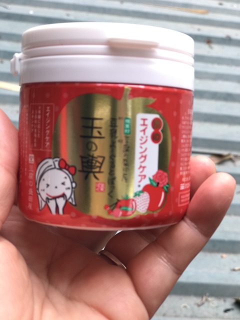 Mặt nạ Tofu đậu nành bổ sung tinh chất Táo Đỏ và Quả Mâm Xôi Đỏ- sản phẩm được mua trực tiếp tại Nhật Bản