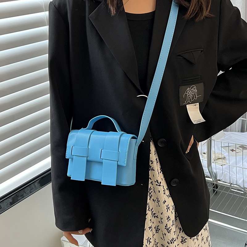 Túi Xách Đeo Chéo Vai Hình Vuông Nhỏ Thời Trang Phổ Biến 2022 Chất Lượng Cao Hợp Thời Trang Cho Nữ