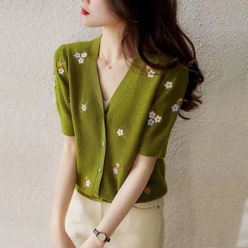 Áo Cardigan Dệt Kim Tay Ngắn Thêu Họa Tiết Màu Sắc Tương Phản Cổ Điển Thời Trang Mùa Hè Dành Cho Nữ 2021