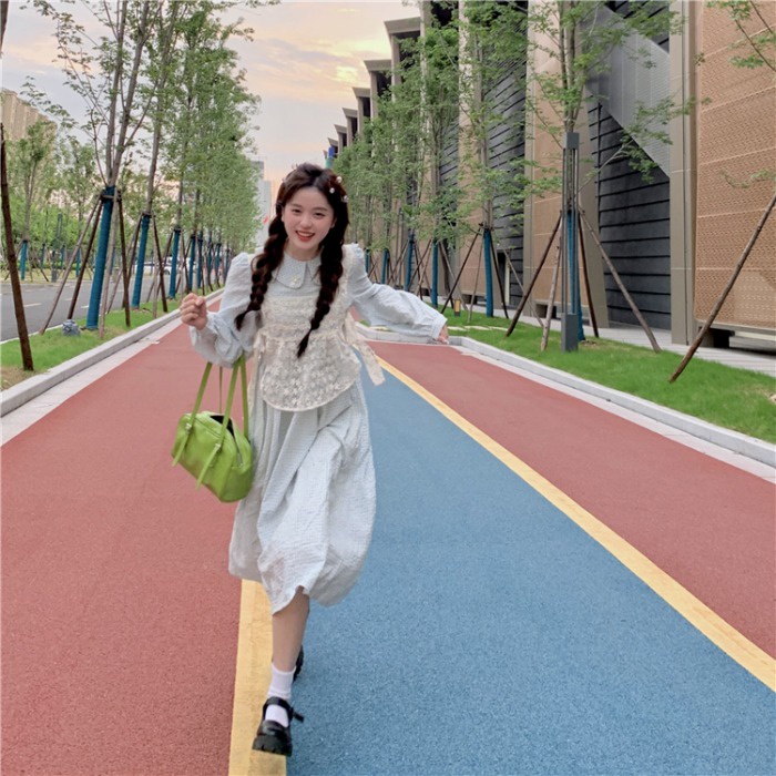 Set Đầm Caro Tay Phồng Cổ Búp Bê + Áo Hai Dây Phối Ren Dễ Thương Xinh Xắn