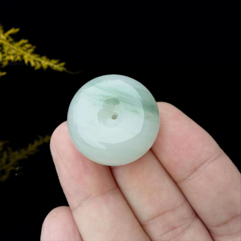 Mặt dây chuyền đá ngọc bích thạch anh màu xanh lá thời trang mới cho nam và nữ