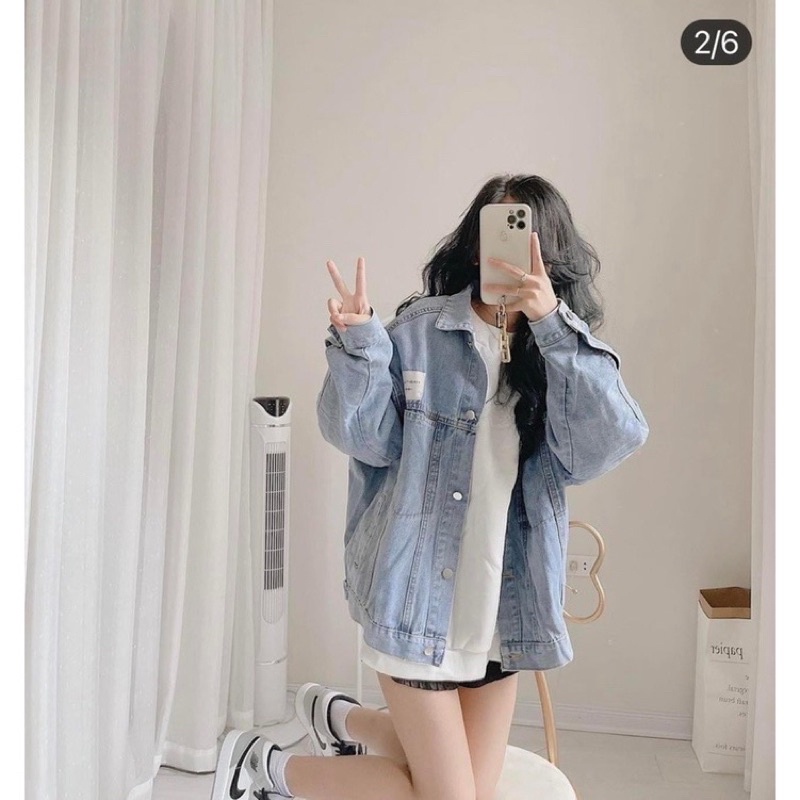 Áo khoác bò jean xanh nhạt túi trước hộp oversize, chất demin from dáng rộng xanh quảng châu- VANA STORE