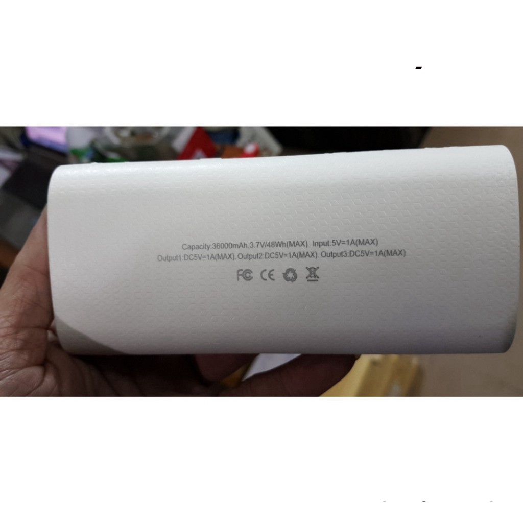 sạc dự phòng 36000 mah 3 cổng usb hiển thị phần trăm pin bán rẻ đã