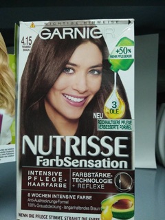 Thuốc nhuộm tóc Garnier Nutrisse Cream