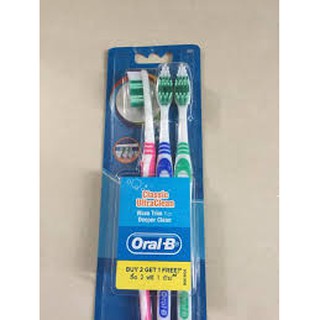 Vỉ 3 bàn chải đánh răng Oral-B Classic Ultraclean