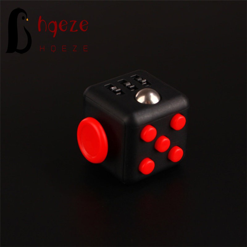 VN Khối Đồ Chơi Fidget Cube Xả Stress Cho Người Lớn Và Trẻ Em