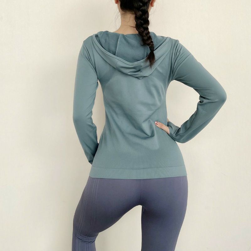 Áo Khoác Thể Thao Nữ Ôm Body. Size M L. Có 2 Túi Ngoài Dây Kéo U21