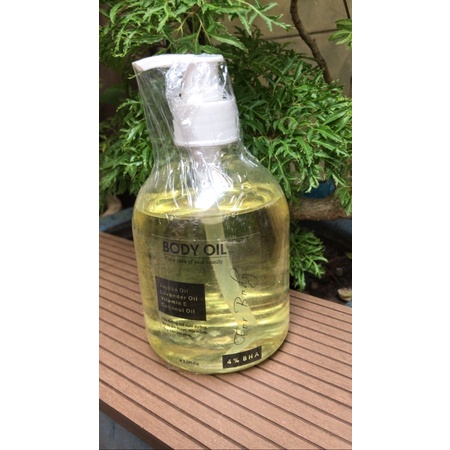 400ML BODY  OIL 4% BHA- DƯỠNG ẨM &amp; SĂN CHẮC DA