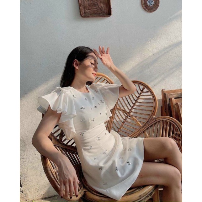 chou dress đầm ngắn cổ tròn tay nơ đính đá