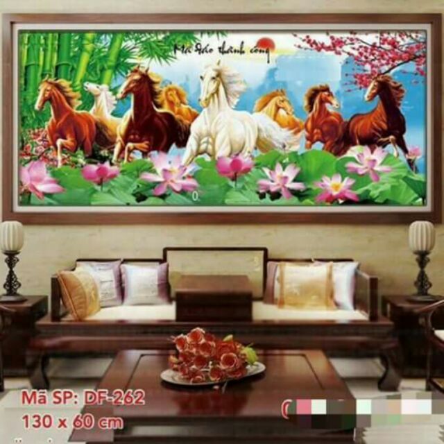 Tranh gắn đá Mã đáo thành công