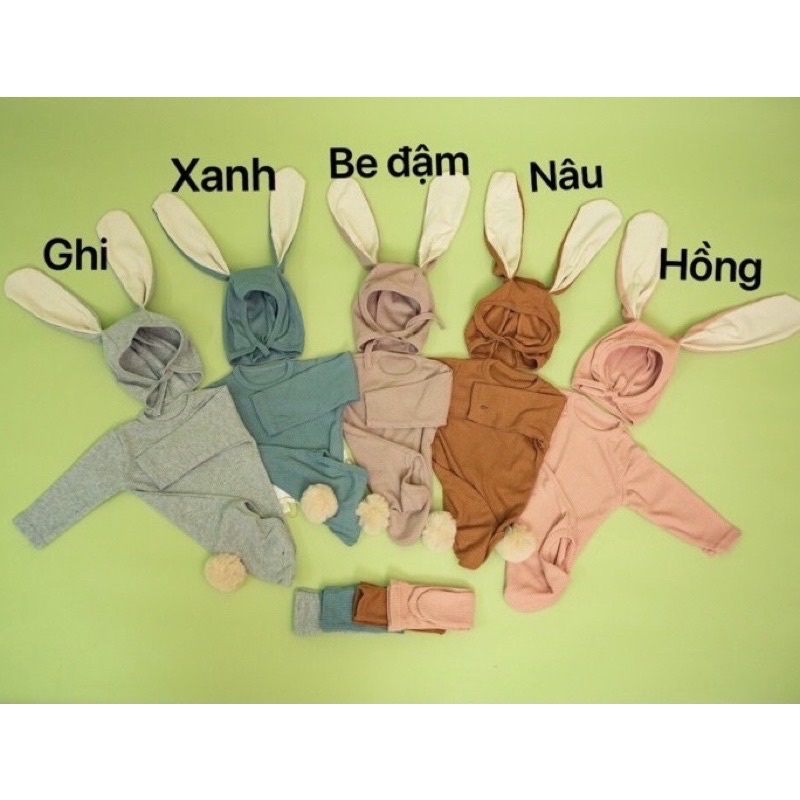 Body tai thỏ kèm mũ và vớ cho bé