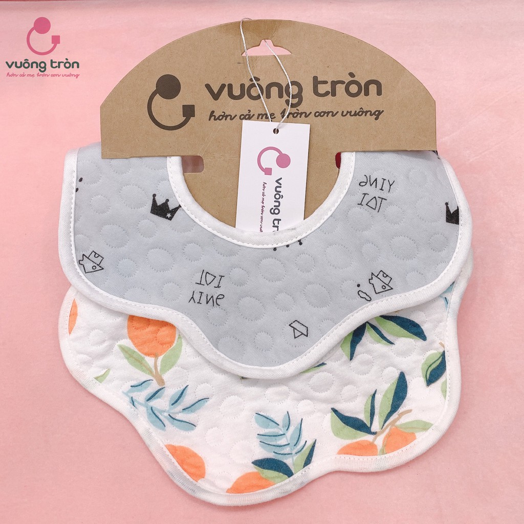 Yếm hoa chống thấm cao cấp Vuông Tròn, chất liệu cotton đẹp an toàn cho bé