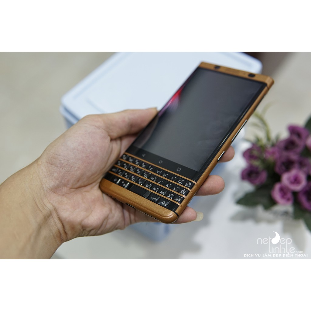 BlackBerry Keyone dán Film 3m viền màu Đồng F12 phối lưng da Alran xanh 17 ghép nâu 09